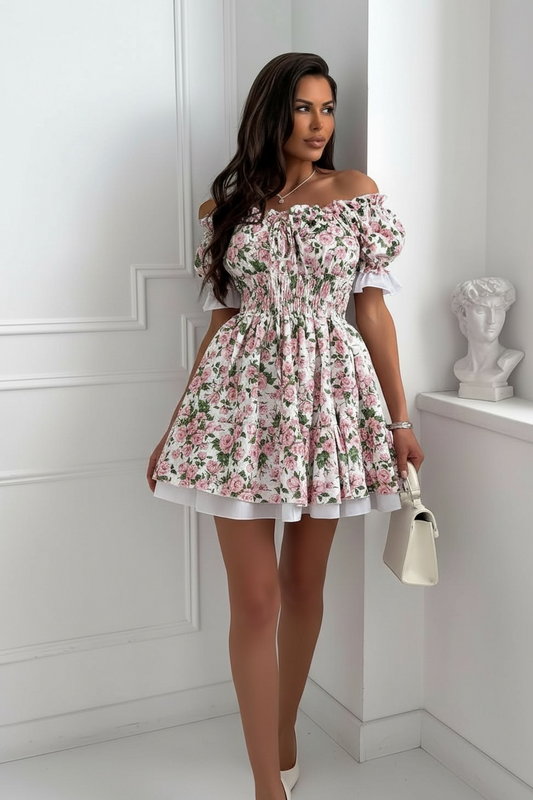 Кукленска рокля с цветя